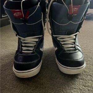 Vans Invado OG Black and Blue Snowboard Boots